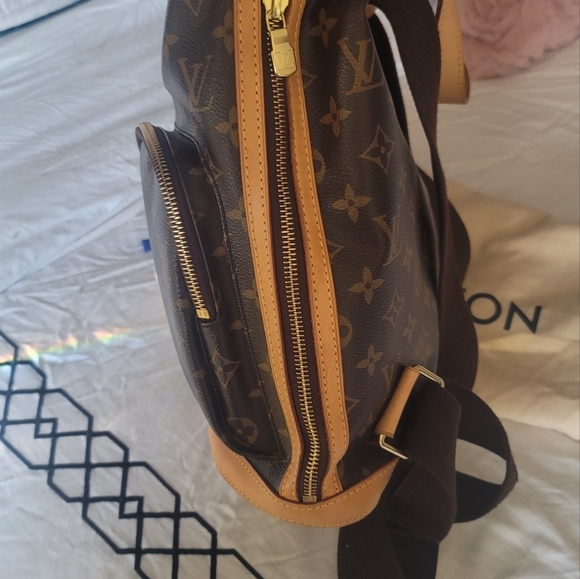 Louis Vuitton Bosphore Backpack - Picture 3 of 16